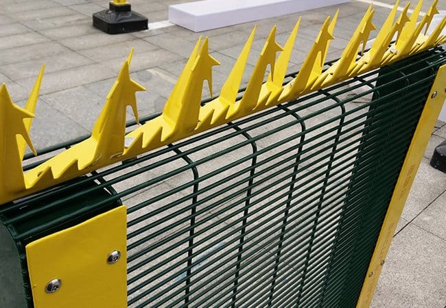 Flat Bar 358 Fence